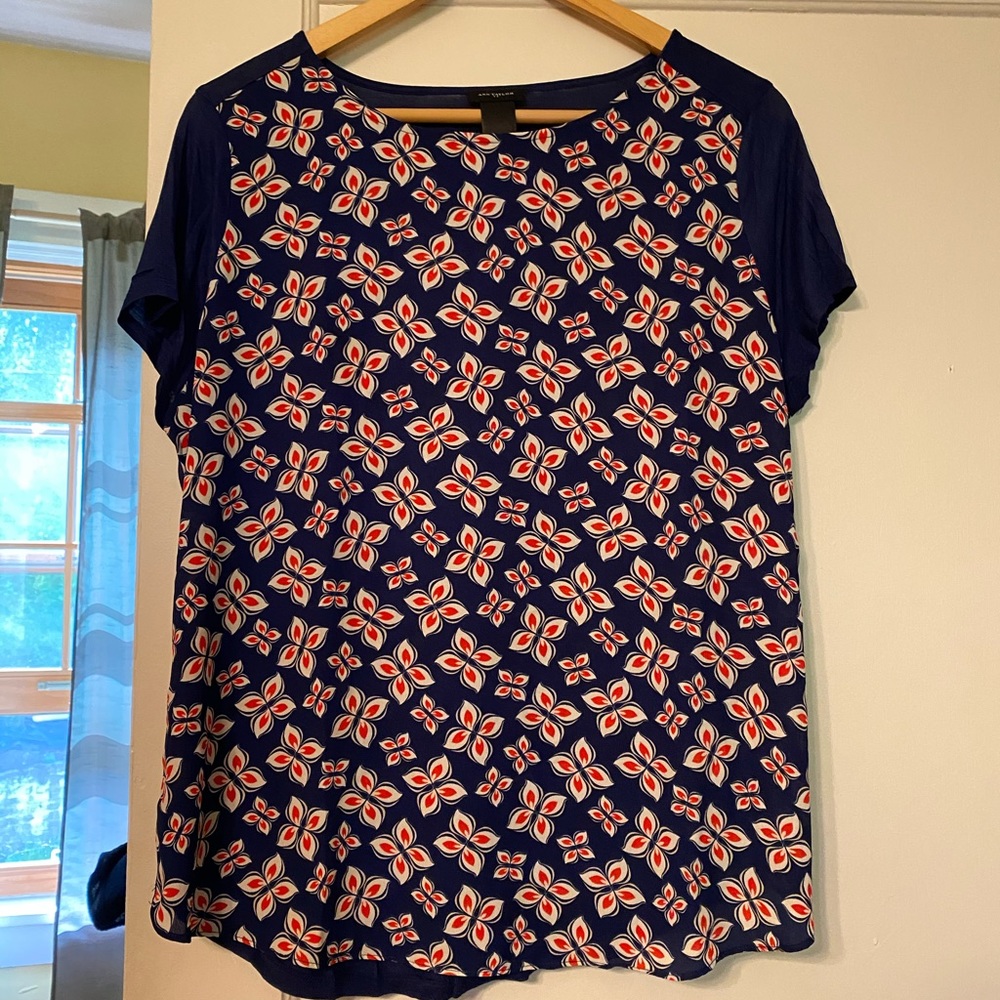 Women’s .Ann Taylor Factory shirt